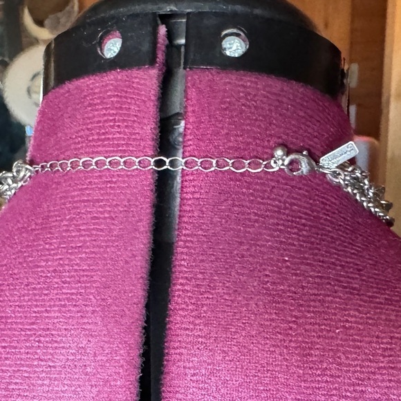 Shyanna Twain jewelry set - Picture 5 of 6